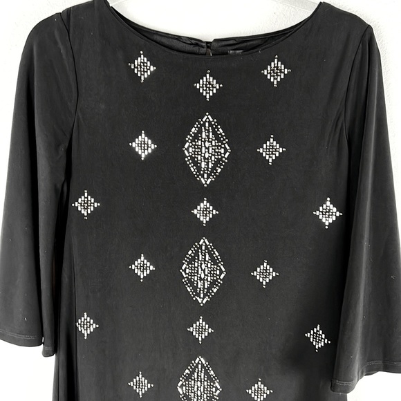 WHITE HOUSE BLACK MARKET | 🖤Beaded Bell Sleeves Mod Shift Dress - Picture 7 of 11